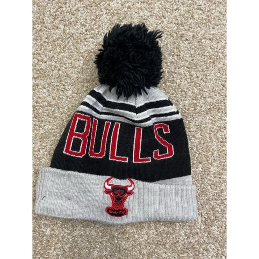 Vintage‎ Chicago BULLS NBA HAT,  CAP BASKETBALL BEANIE Hardwood Classic, New Era